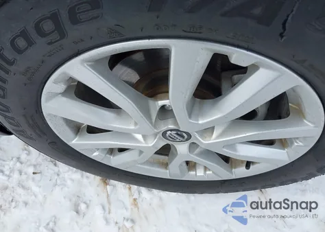 2018 Nissan Rogue Sv z USA, uszkodzony, nr VIN 5N1AT2MV8JC789670